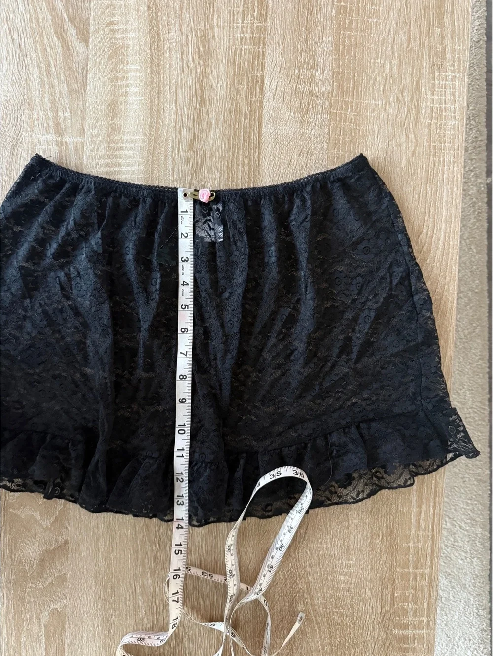 Wild Fable Black Sheer Ruffle Hem Mini Lace Skirt Swim Cover Up Stretchy Rosette